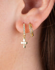 Arracada triple con zirconias y cruces colgantes plata .925