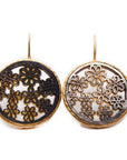 Aretes de madreperla gris en plata .925