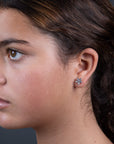 Broquel flor con zirconias