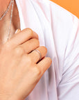 Anillo aro liso con zirconias plata .925