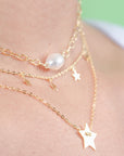 Gargantilla estrellas lisas colgantes