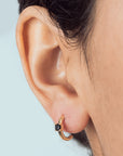 ARETES CURVOS CON ZIRCONIA NEGRA