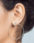 Aretes aros grandes y lisos